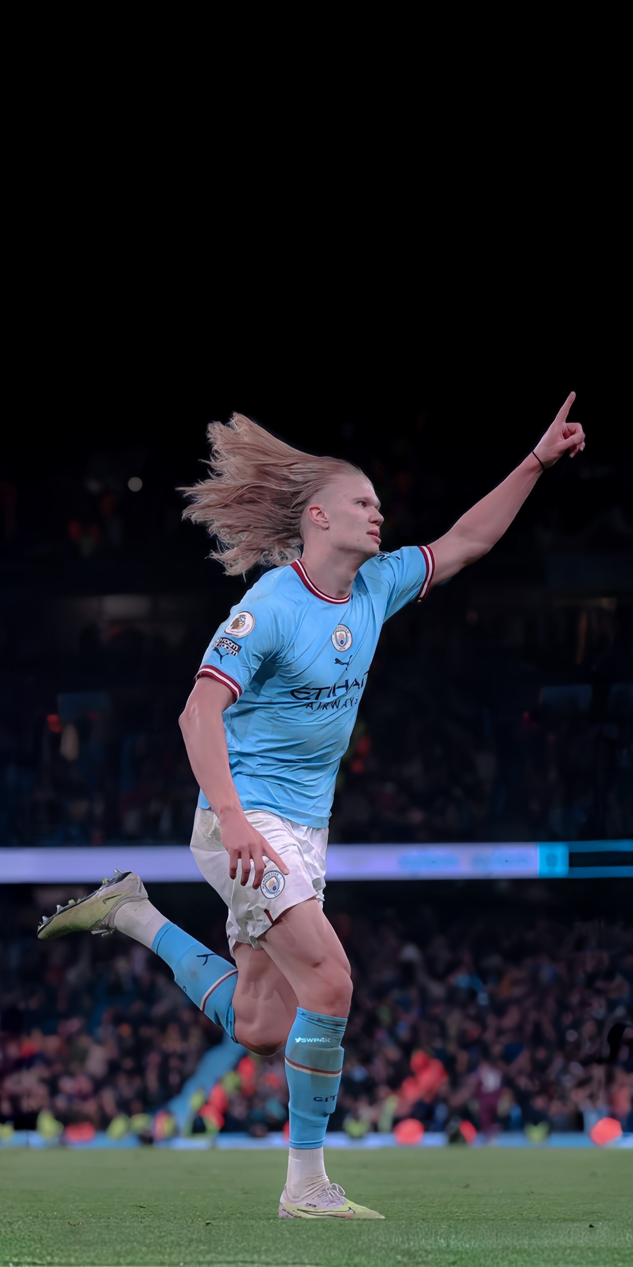 Epic Haaland Strike 4K Wallpaper